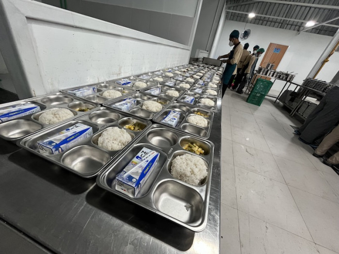 Langkah tersebut dilakukan sebagai bagian dari upaya menghadirkan layanan pemenuhan gizi yang berkualitas, tepat sasaran, dan berkelanjutan, khususnya bagi peserta didik, ibu hamil, ibu menyusui, serta balita.