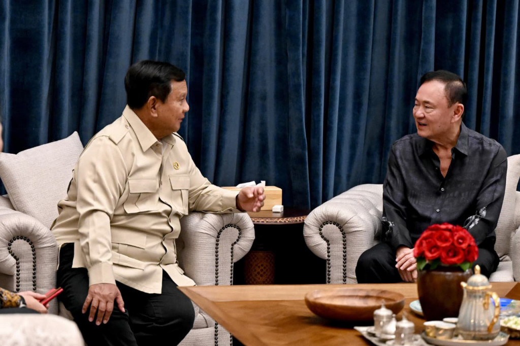 Upaya tersebut kembali tercermin saat Presiden Prabowo Subianto menerima kunjungan Perdana Menteri Thailand periode 2001–2006, Thaksin Shinawatra, beserta keluarga di kediaman pribadi Presiden di Kertanegara, Jakarta, pada Rabu malam, 8 Juli 2026.