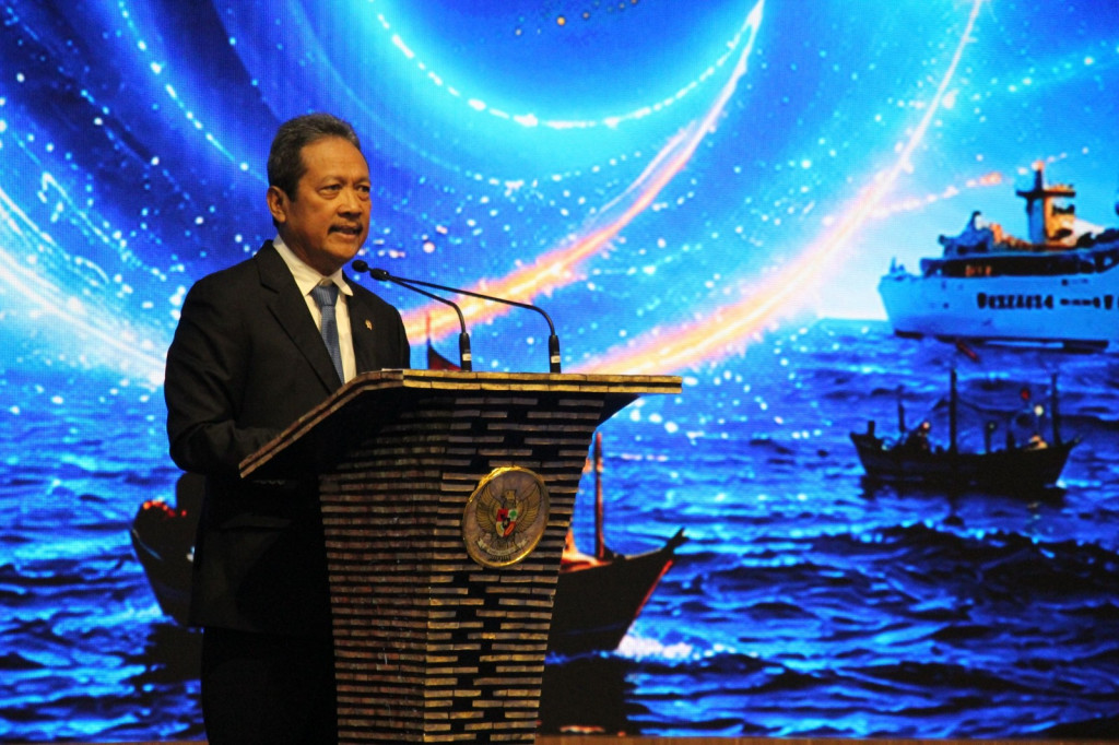 Kementerian Kelautan dan Perikanan (KKP) meresmikan Ocean Institute of Indonesia (OII) atau Institut Kelautan Indonesia, sebagai transformasi dari 11 satuan pendidikan vokasi yang selama ini sudah dikembangkan. Peresmian dilakukan oleh enam menteri Kabinet Merah Putih di Ballroom KKP, Jakarta Pusat pada, Selasa, 21 Juli 2026.