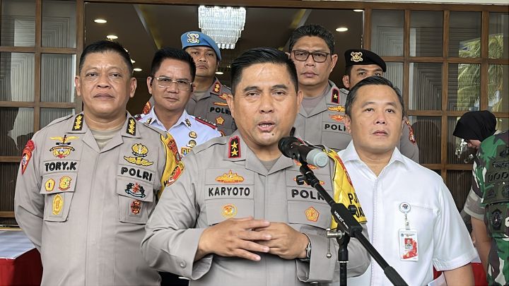 Komjen Pol. Karyoto merupakan salah satu perwira tinggi Polri yang dikenal memiliki rekam jejak panjang di bidang reserse dan penegakan hukum, khususnya pemberantasan tindak pidana korupsi.