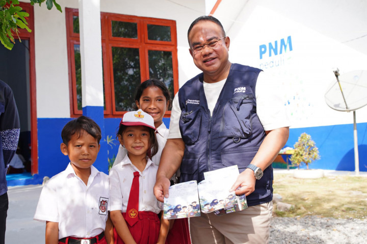 Di sudut Manggarai Barat, Nusa Tenggara Timur, terdapat Desa Wae Moto yang berada di kawasan terdepan, terluar, dan tertinggal (3T). Di wilayah dengan akses yang masih terbatas, sekolah bukan sekadar bangunan tempat belajar, melainkan ruang tempat harapan dipelihara. 