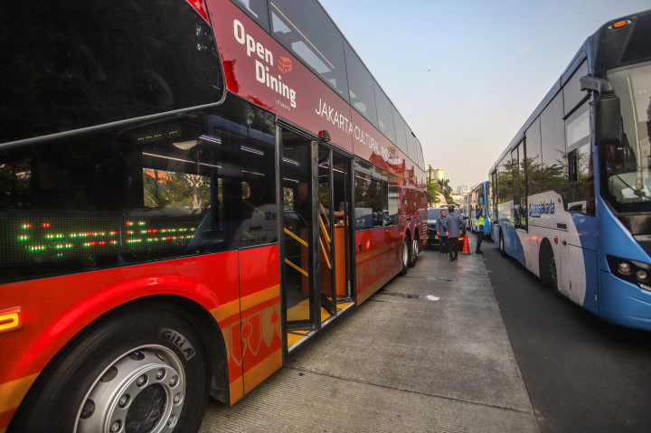 Bus Open Dining of Jakarta merupakan inovasi restoran berjalan (fine dining) di dalam bus tingkat Trans-Jakarta. 
