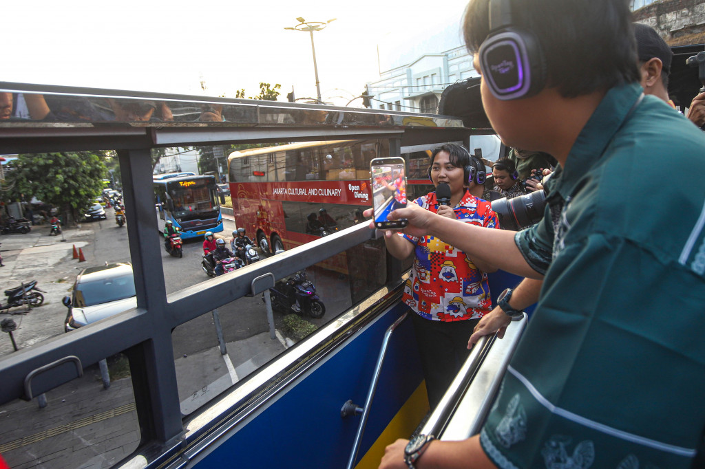 Rute ini menjadi rute keempat layanan wisata bus atap terbuka Transjakarta setelah Jakarta Skyline, Jakarta Heritage, dan Jakarta Explorer. 