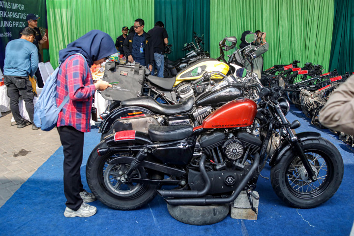 Bea Cukai Tanjung Priok menggagalkan penyelundupan lima unit sepeda motor Harley-Davidson bekas dalam kondisi terurai (completely knocked down/CKD) dan 20 unit rangka (frame) bekas asal Tiongkok. 