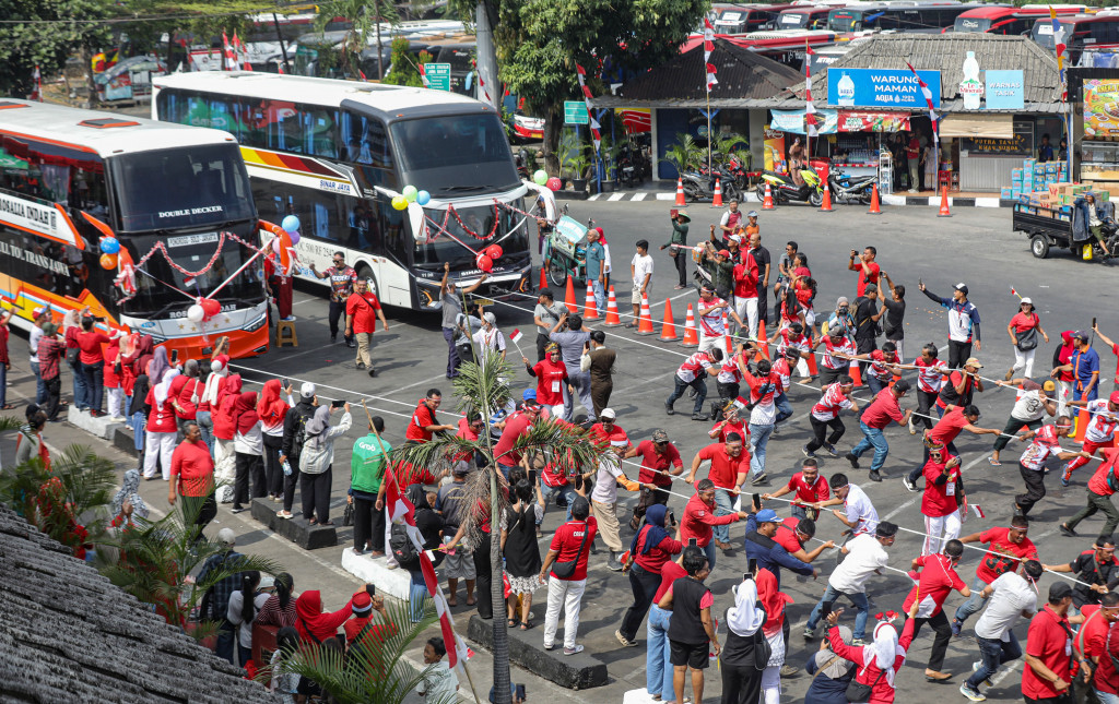 Peserta berasal dari petugas terminal, Dinas Perhubungan, karyawan perusahaan otobus (PO), dan pedagang.
