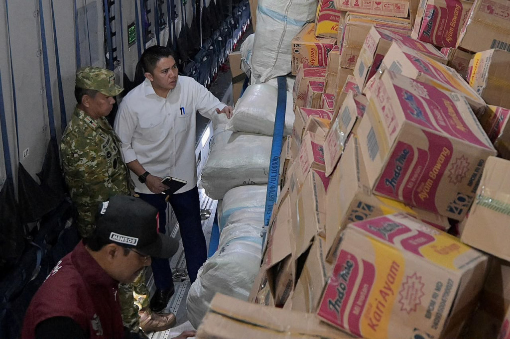 Sekretaris Kabinet Teddy Indra Wijaya mengatakan bahwa pada Rabu dini hari, lima pesawat kembali diberangkatkan dari Pangkalan TNI AU Halim Perdanakusuma, Jakarta, dengan membawa total 65 ton bantuan.