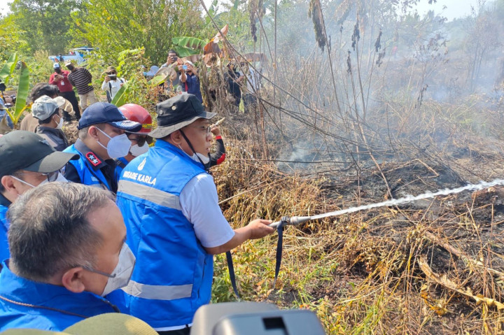 Berdasarkan data BPBD Provinsi Kalsel yang bersumber dari SIPONGI Kementerian Kehutanan dengan pemantauan satelit NASA-MODIS, NASA-SNPP, dan NASA-NOAA20, hingga 28 Agustus 2026 tercatat 2.083 kejadian karhutla dengan luas lahan terdampak 10.095,14 hektare dan 13.726 titik hotspot.