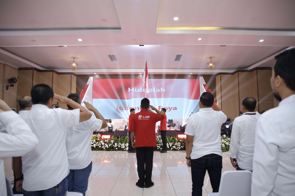 Mengusung tema “Aman Sepanjang Jalan, Berkah dan Bangga Bersama”, kegiatan tersebut menjadi wadah untuk meningkatkan kesadaran pengemudi dalam menerapkan keselamatan selama menjalankan tugas.
