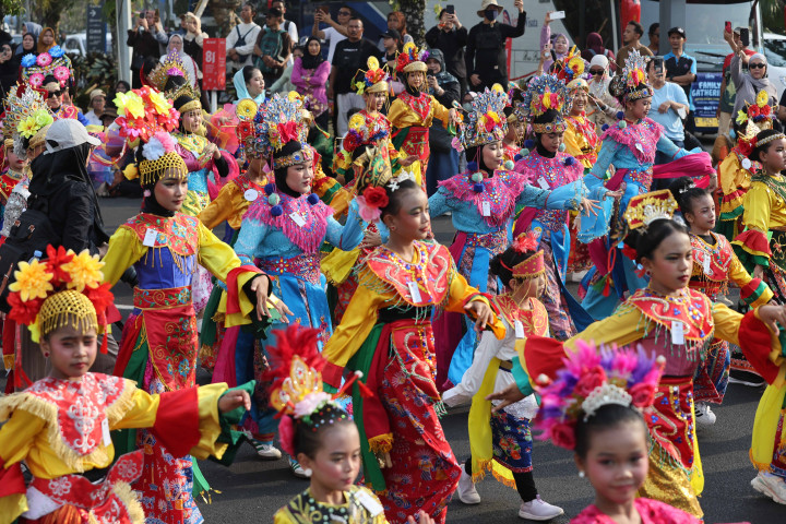 Gelaran Semarak Nandak Ondel-Ondel Betawi menjadi bukti nyata bahwa budaya Betawi tetap hidup, dinamis, dan mampu menyatukan masyarakat dalam harmoni kebhinekaan.