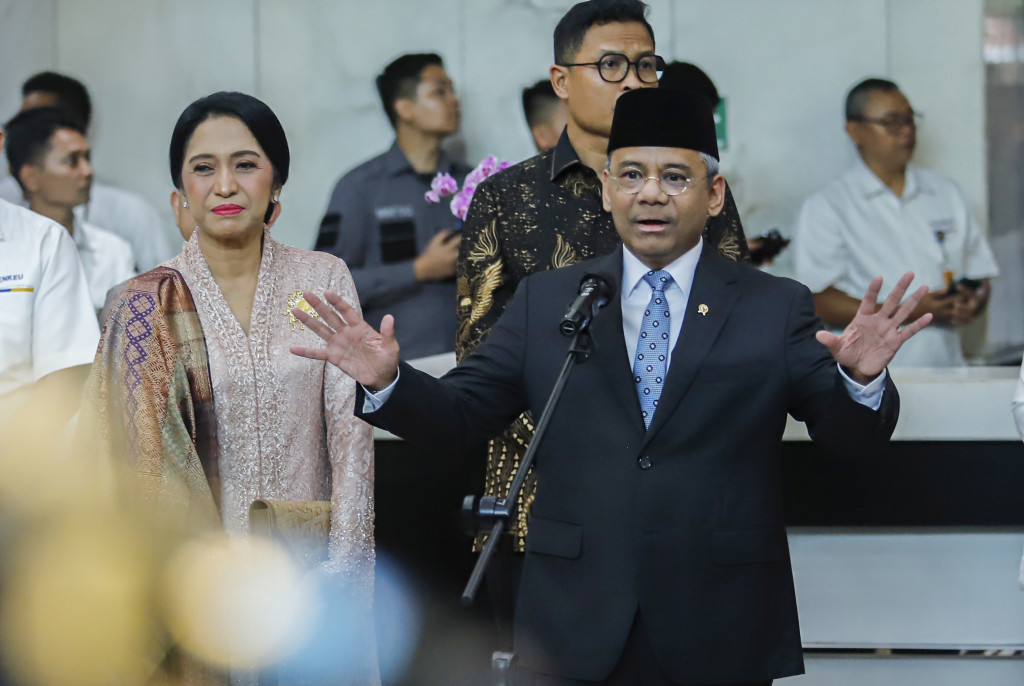 Sebelumnya, Suahasil Nazara menjabat sebagai Wakil Menteri Keuangan.