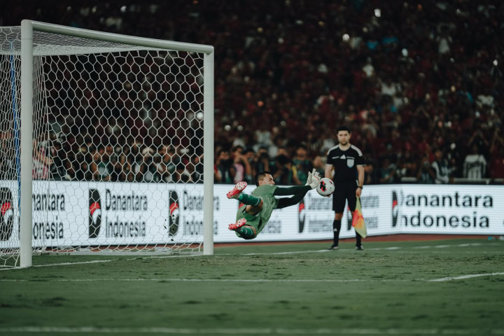 Momen tersebut dibagikan Emil melalui akun Instagram pribadinya.