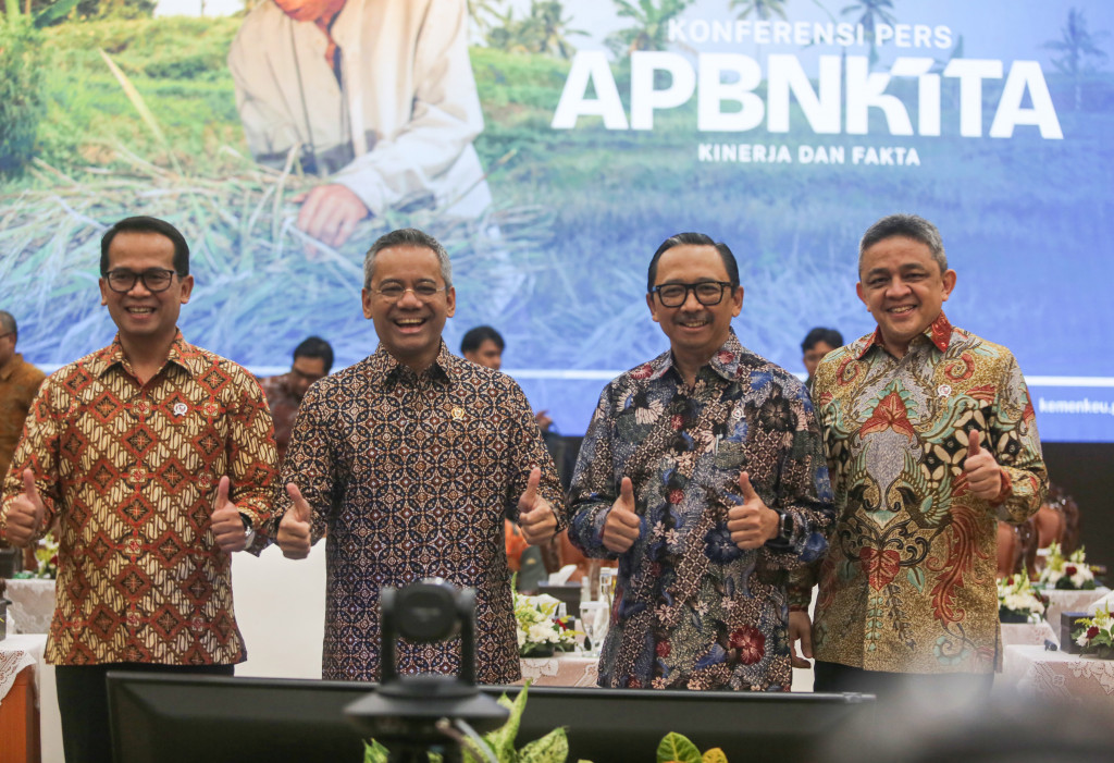 Menteri Keuangan Suahasil Nazara menyampaikan laporan APBN KiTa edisi Oktober 2026 di Jakarta, Jumat, 9 Oktober 2026.