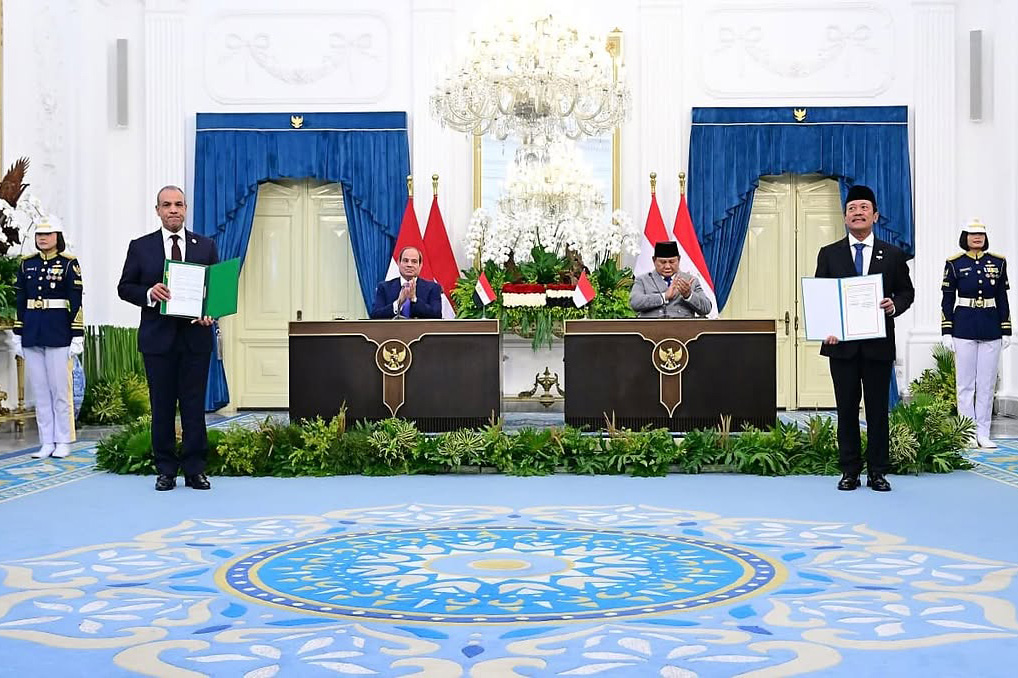 Selain itu, pertemuan bilateral turut membahas sejumlah agenda bersama, antara lain komitmen menjaga komunikasi antarpemerintah, penguatan kerja sama di bidang ekonomi, peningkatan pertukaran pengetahuan dan keahlian di bidang kelautan dan perikanan, serta perluasan kolaborasi di industri pertahanan. 