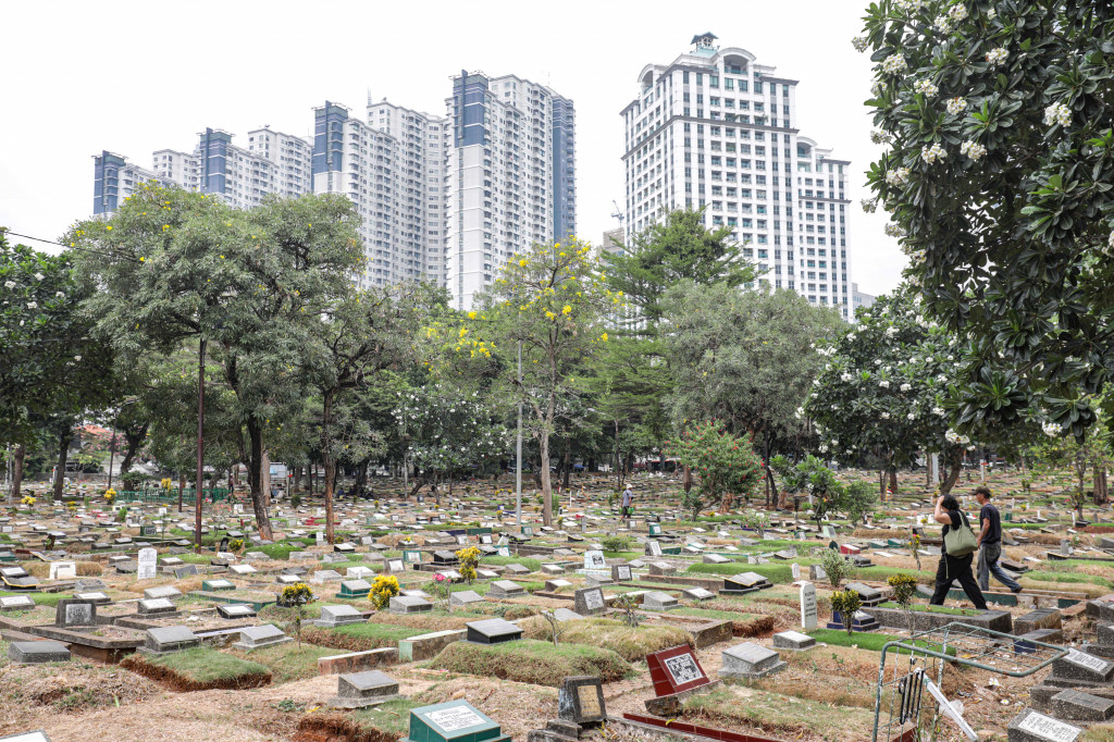 Kondisi tersebut mendorong Pemprov DKI Jakarta mengantisipasi keterbatasan lahan pemakaman untuk memenuhi kebutuhan jangka panjang.
