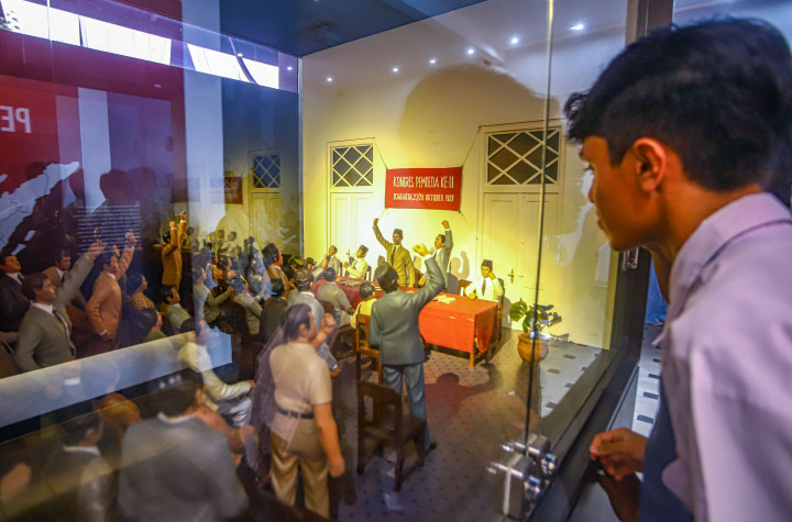 Museum yang menjadi saksi sejarah lahirnya ikrar Sumpah Pemuda pada 28 Oktober 1928 ini menyimpan beragam artefak, foto, dan dokumentasi perjalanan pergerakan pemuda Indonesia. 