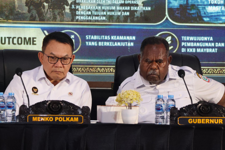 Kunjungan tersebut membahas kondisi keamanan serta koordinasi penanganan gangguan keamanan di wilayah Papua Barat Daya.