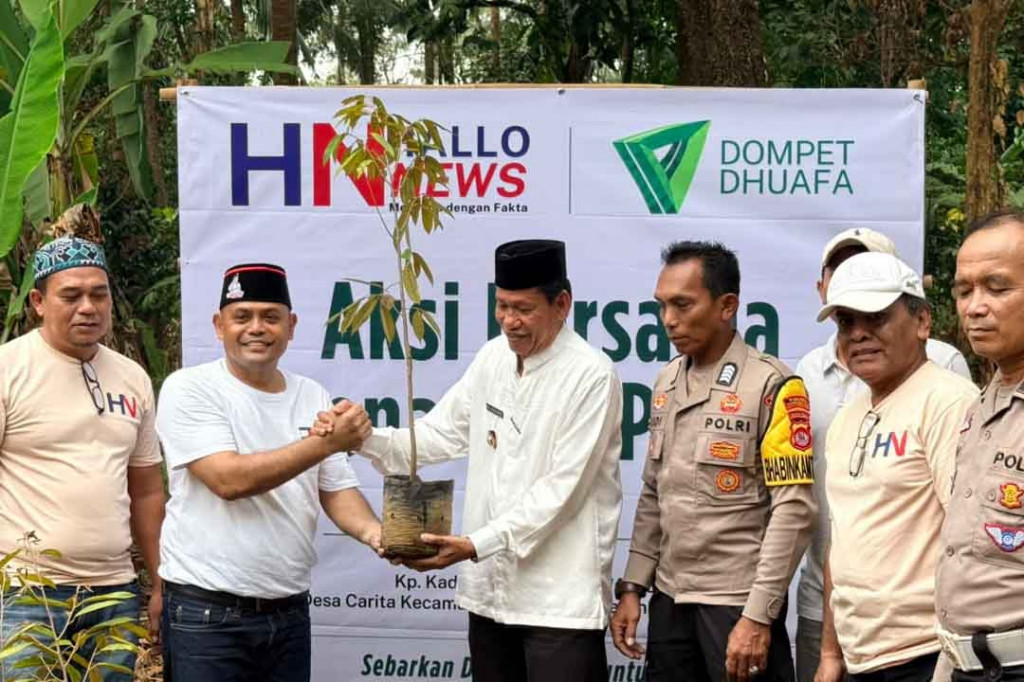 Semangat tersebut diwujudkan melalui penanaman 200 bibit pohon buah di Kampung Kadu Jogja, Desa Carita, Kecamatan Carita, Kabupaten Pandeglang, Banten, Jumat, 30 Oktober 2026.