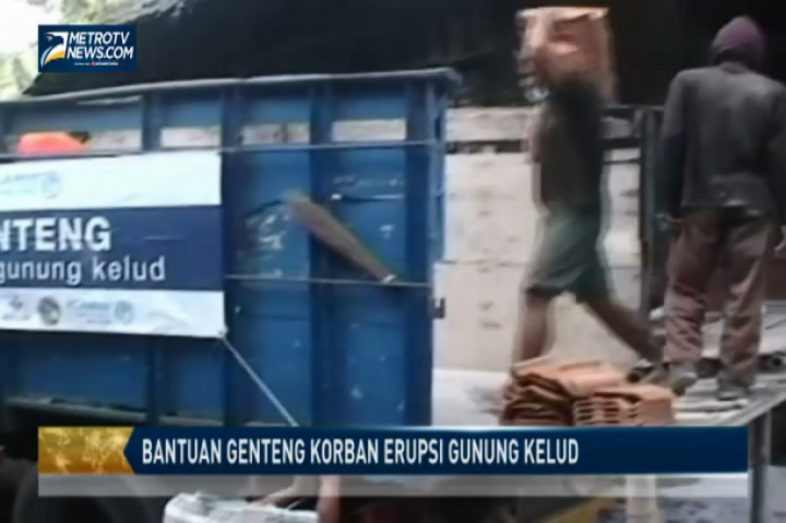 Bantuan Genteng Korban Erupsi Gunung Kelud