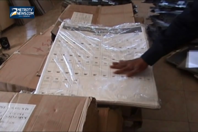 Alat Peraga Pencoblosan Untuk Tuna Netra