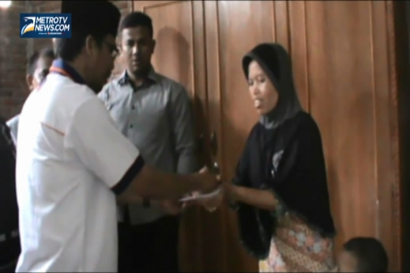 Dewan Perwakilan Partai Nasdem Serahkan Uang Duka