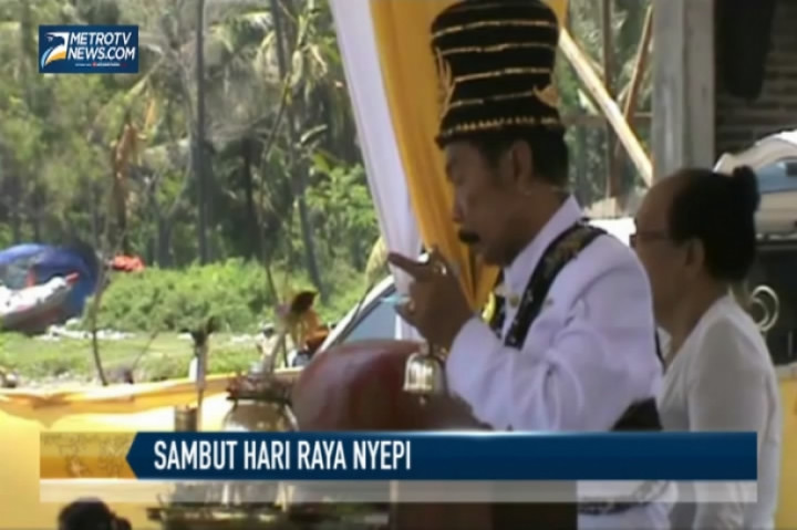 Ratusan Umat Hindu di Banten Gelar Upacara Melasti
