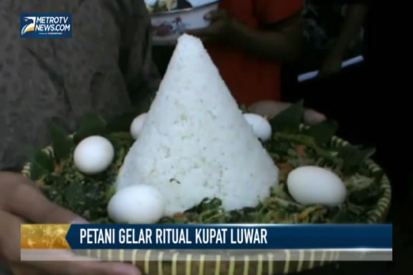 Petani Gelar Ritual Doakan Pemimpin Lebih Baik
