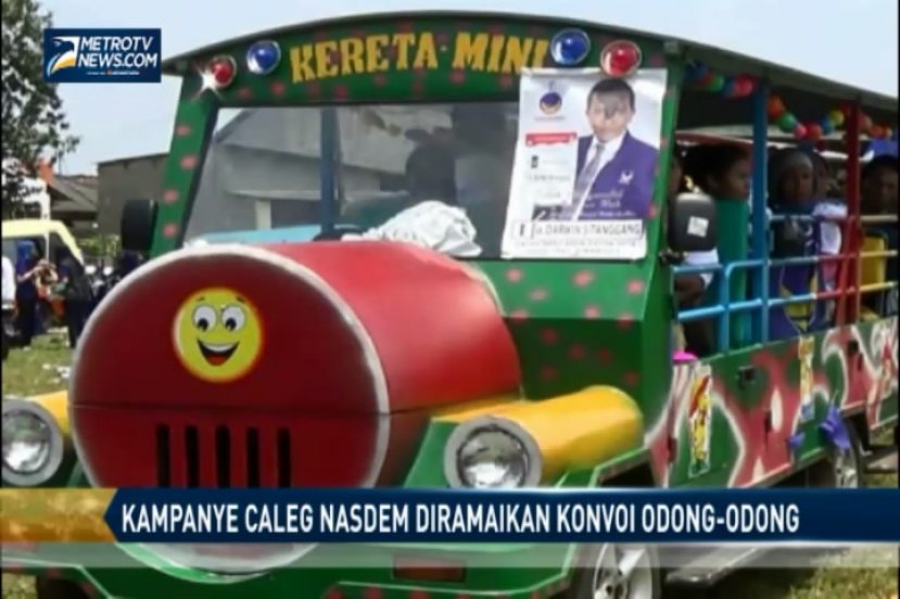 Kampanye Caleg Partai Nasdem Diramaikan dengan Odong-Odong