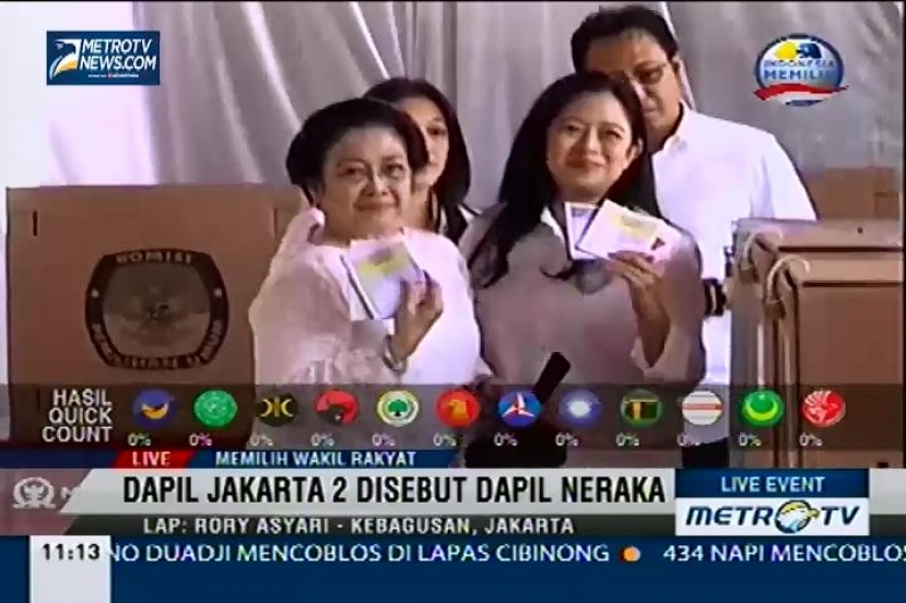 Didampingi Jokowi, Megawati Mencoblos di TPS 35 Kebagusan  