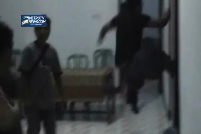 Caleg dan Simpatisan Mengamuk di Kantor Desa