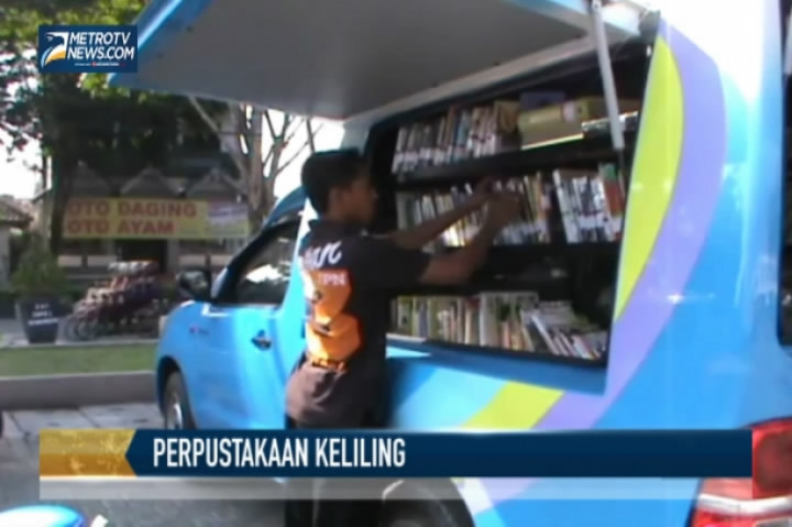 Mengisi Waktu Luang dengan Mengunjungi Perpustakaan Keliling