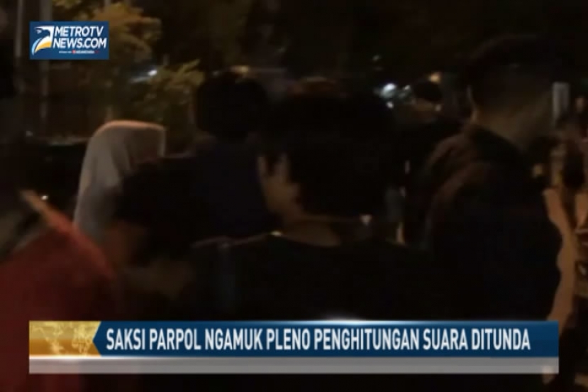 Saksi Parpol Ngamuk, Pleno Penghitungan Suara Ditunda