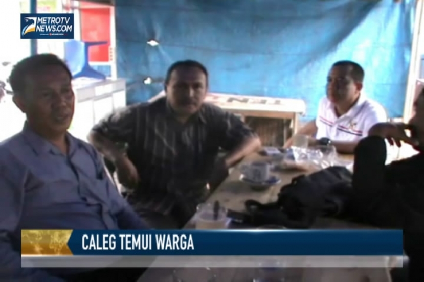 Lolos ke Senayan, Caleg Temui Warga
