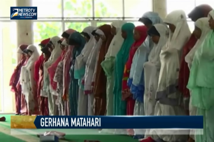 Ratusan Pelajar dan Warga Depok Ikuti Salat Gerhana