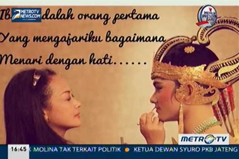 Tea Time With Desi Anwar : Pemuda Yang Mencintai Budaya Indonesia (2)