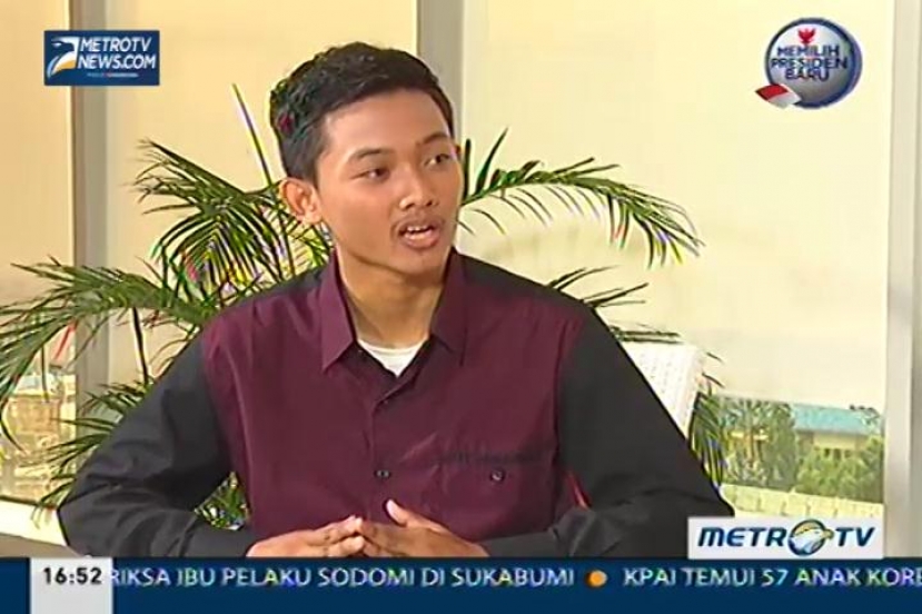 Tea Time With Desi Anwar : Pemuda Yang Mencintai Budaya Indonesia (3)