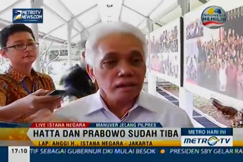 Hatta dan Prabowo Tiba di Istana Negara