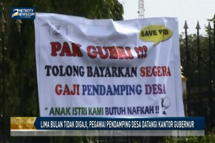 Lima Bulan Tidak Digaji, Ratusan Pegawai Pendamping Desa Datangi Kantor Gubernur