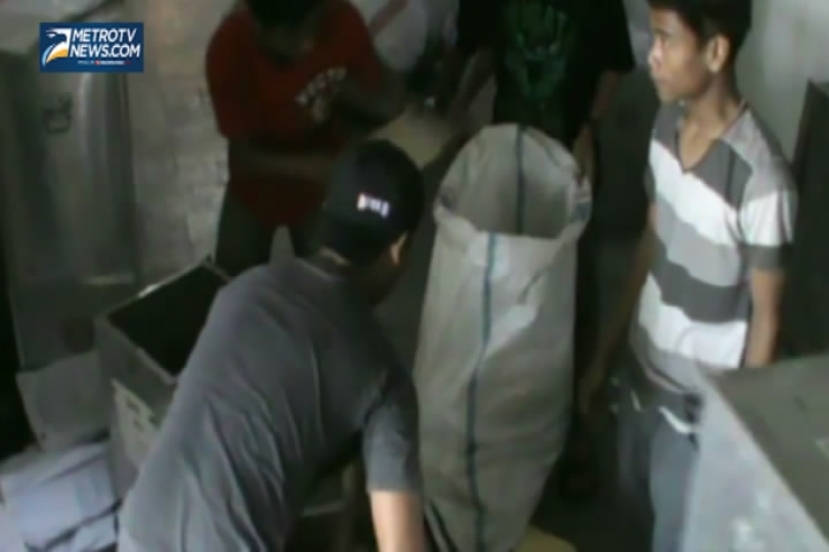 Persiapan Pilpres, KPU Sleman Bersihkan Kotak Suara Bekas Pileg