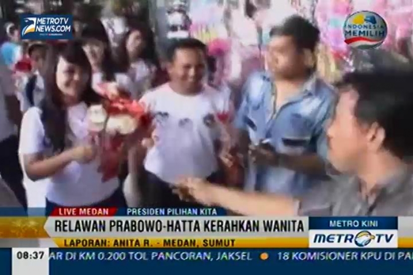 Relawan Prabowo-Hatta Kerahkan Wanita Cantik