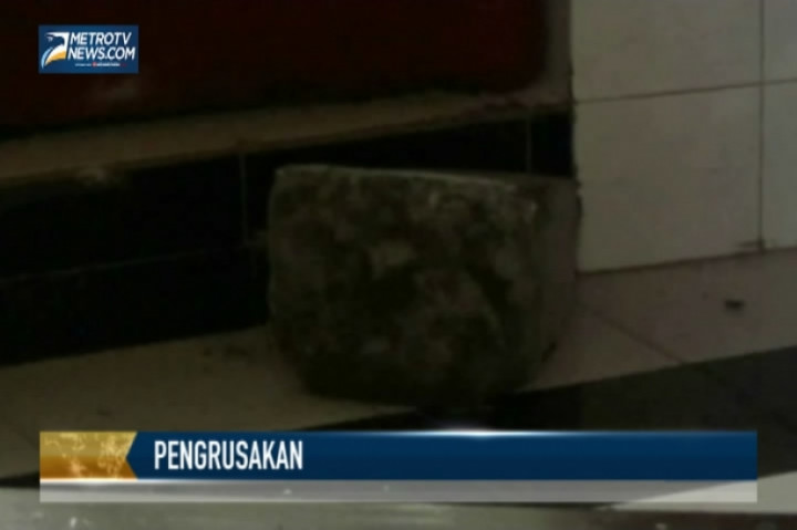 Dua Wisma di Dolly Dirusak Seorang Pemuda