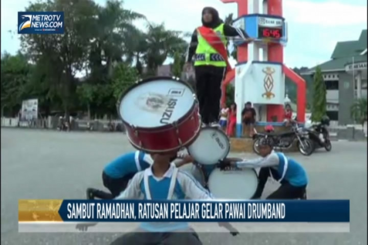 Sambut Ramadhan, Ratusan Pelajar Gelar Pawai Drumband