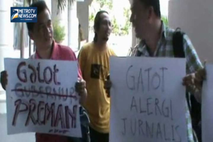 Wartawan Demo Gubernur Sumatera Utara