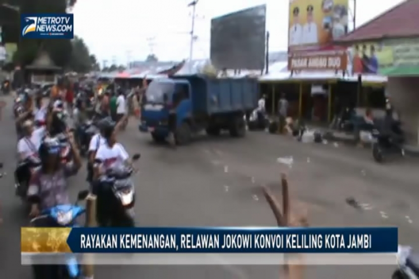 Rayakan Kemenangan, Relawan Jokowi Konvoi Keliling Kota Jambi