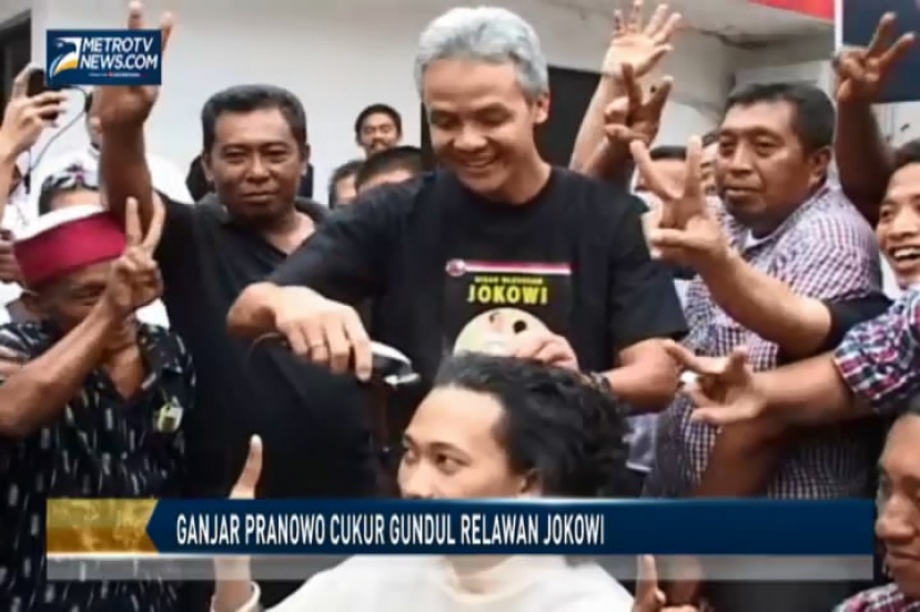 Ganjar Pranowo Cukur Gundul Relawan Jokowi