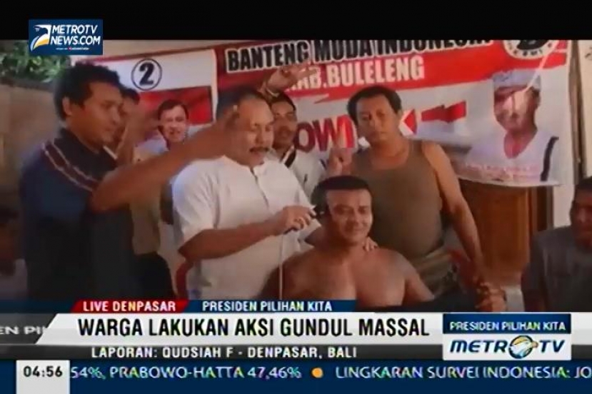 Kader dan Relawan Jokowi-JK Lakukan Aksi Gundul Massal