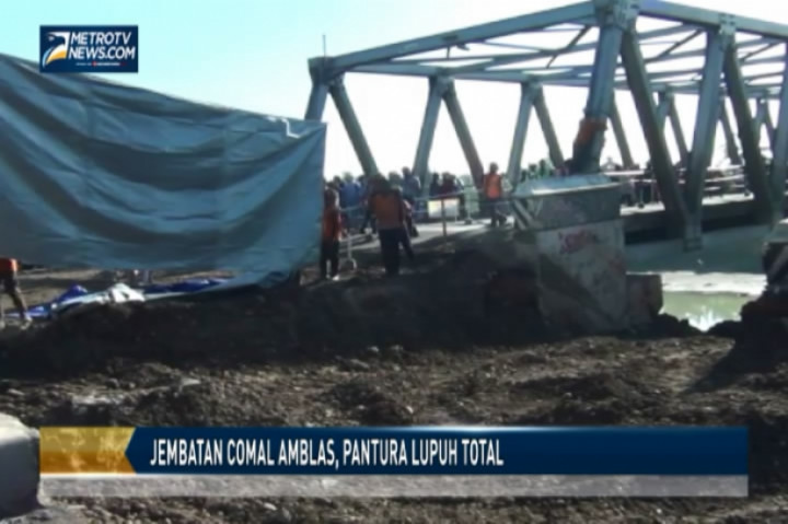 Jembatan Comal Amblas, Pantura Lumpuh Total