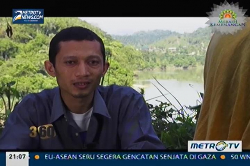 Pahlawan di Mata Dunia, Sia-Sia di Negeri Sendiri  