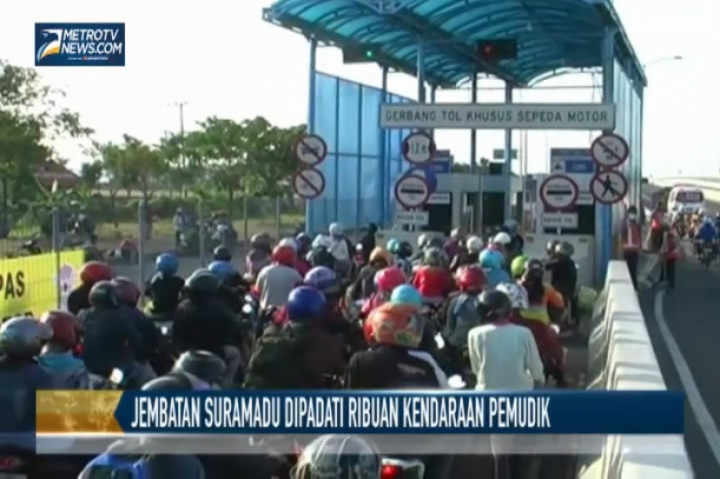 Jembatan Suramadu Dipadati Ribuan Kendaraan Pemudik