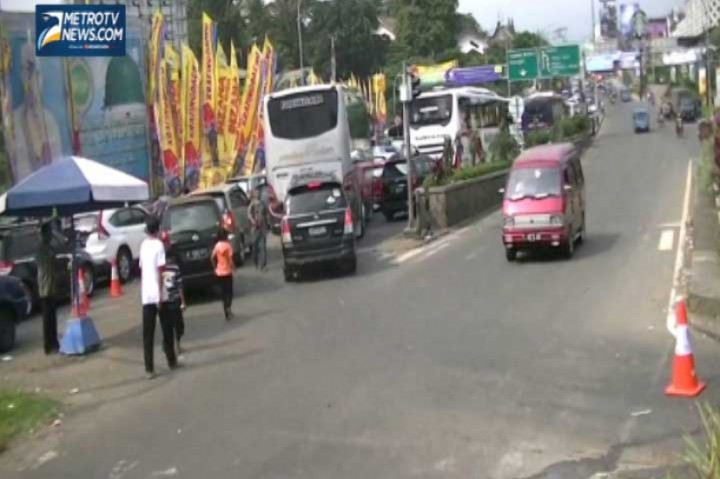 H+2 Puncak masih Dipadati oleh Pengunjung