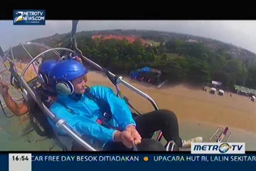 Terbang Bebas di Atas Pantai Para Dewa (3)